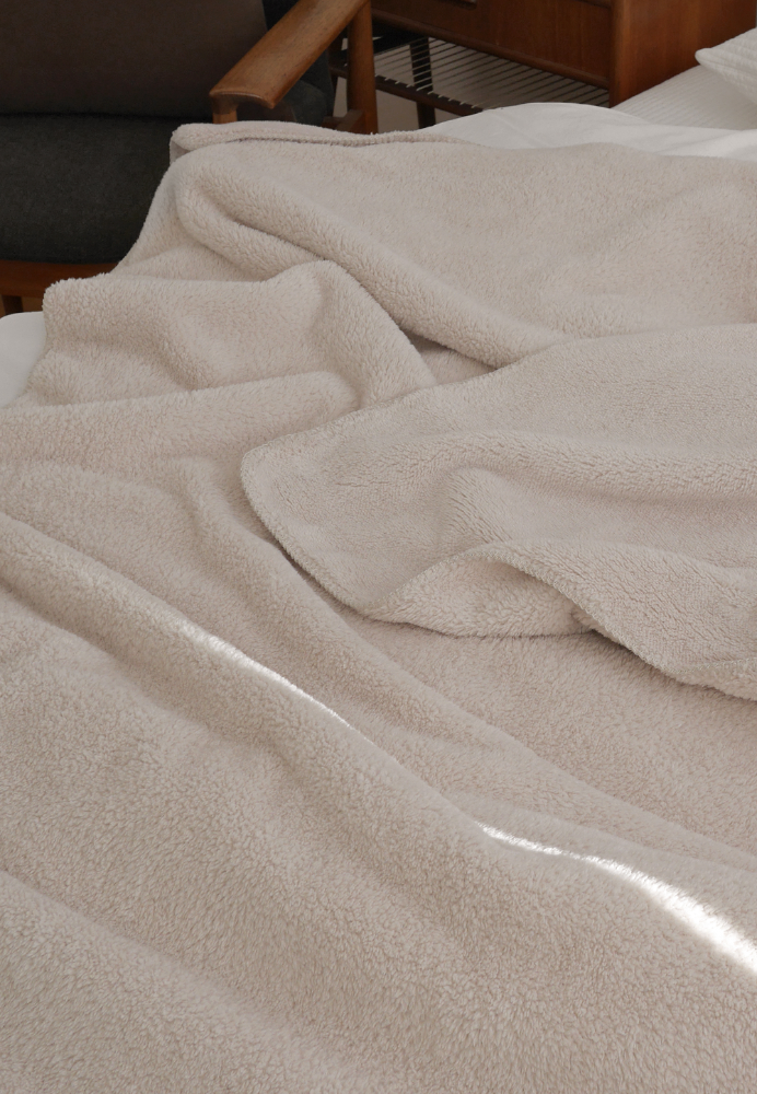 Furry Cream Fleece Blanket